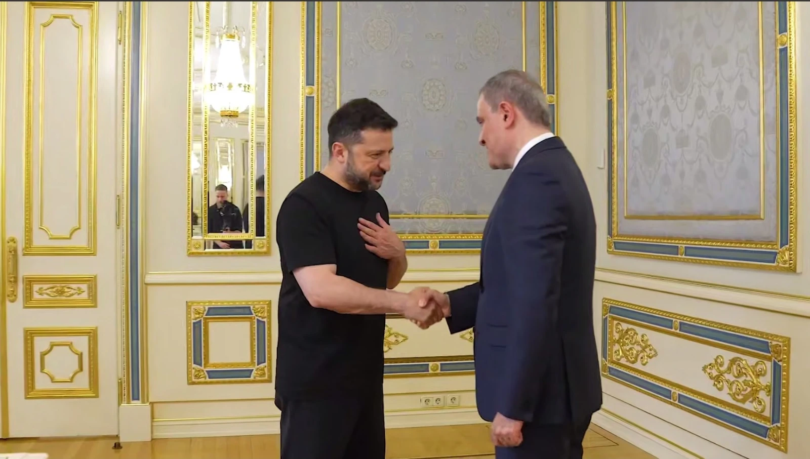 Զելենսկին պատմել է Ադրբեջանի արտգործնախարարի հետ հանդիպման մասին
