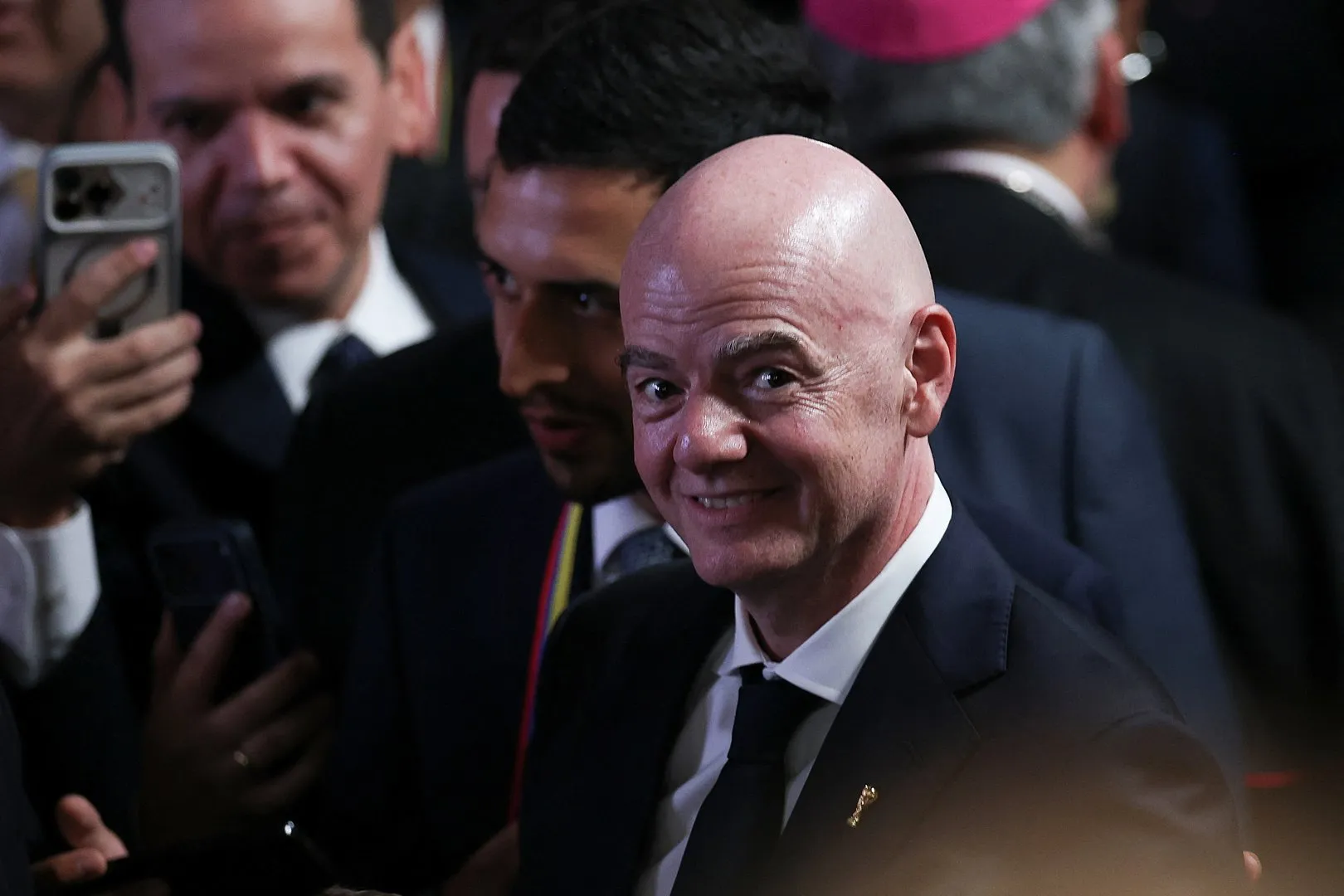 Norway Football Federation calls for FIFA president to resign
