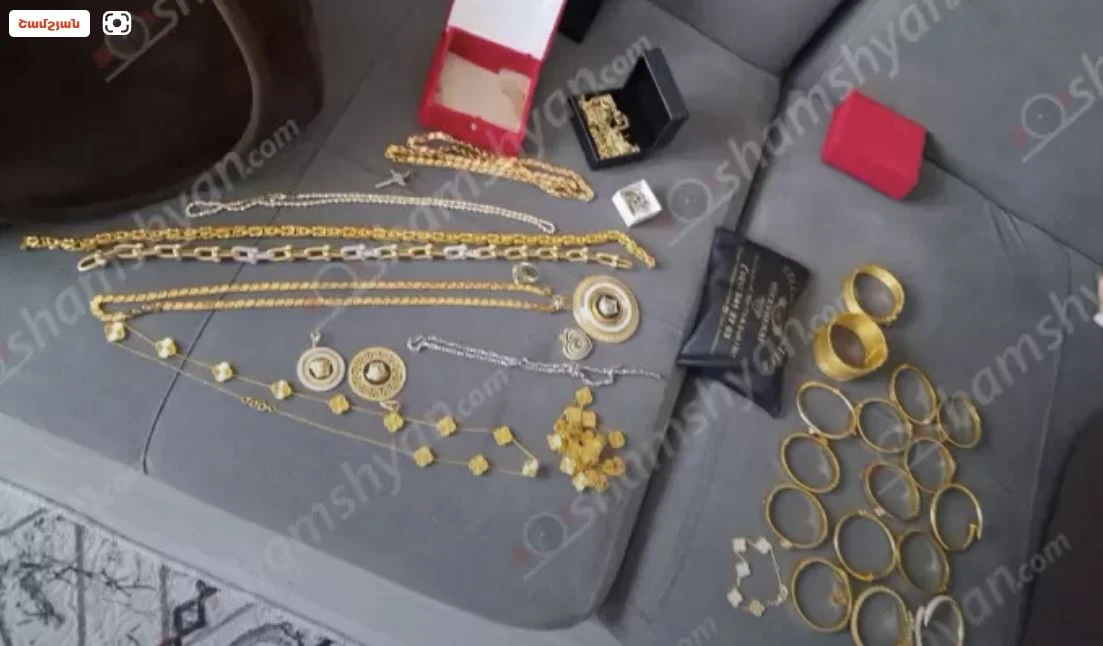 Սարյան փողոցում 74–ամյա կնոջ բնակարանից հափշտակել են 165 հազար դոլարի ոսկյա զարդեր և մոտ 10 հազար դոլար