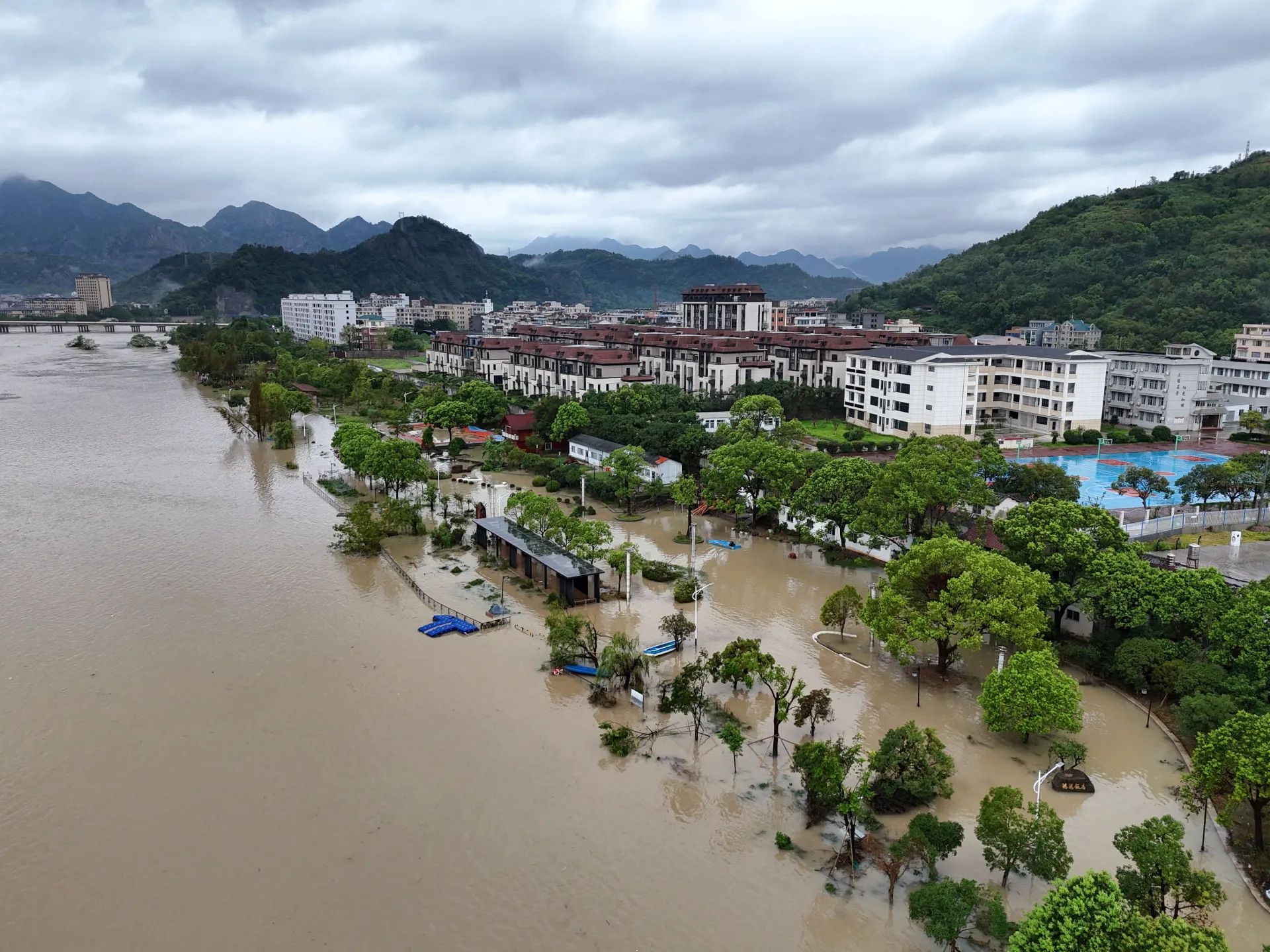 Tropical Storm Dolphin batters eastern China with heavy rain, strong winds