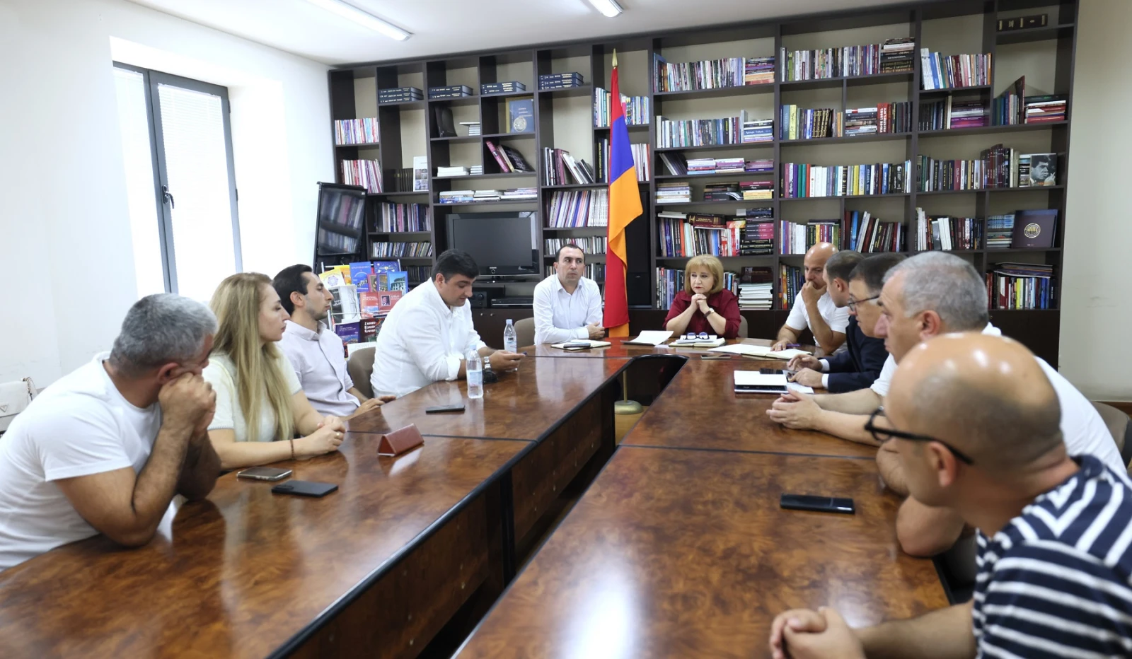 Հանրային լսումներ՝ Կապանի ֆուտբոլի դաշտի տարածքի նկատմամբ հանրային գերակա շահ ճանաչելու որոշման նախագծի վերաբերյալ