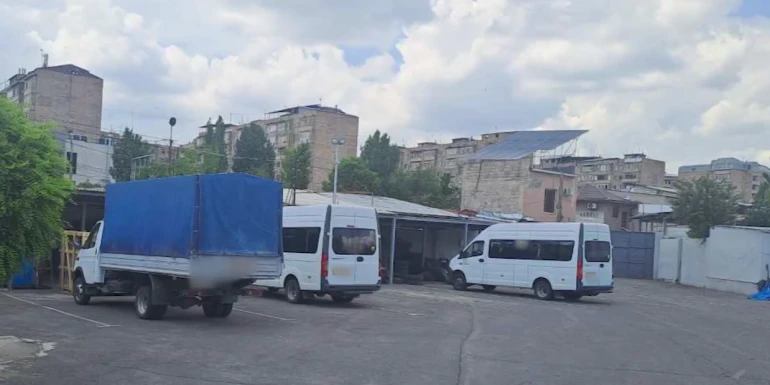 Կանոնավոր ուղևորափոխադրումներ իրականացնող ընկերությունում ՊԵԿ-ը բացահայտել է 1.1 մլրդ դրամի չվճարված հարկեր (վիդեո)