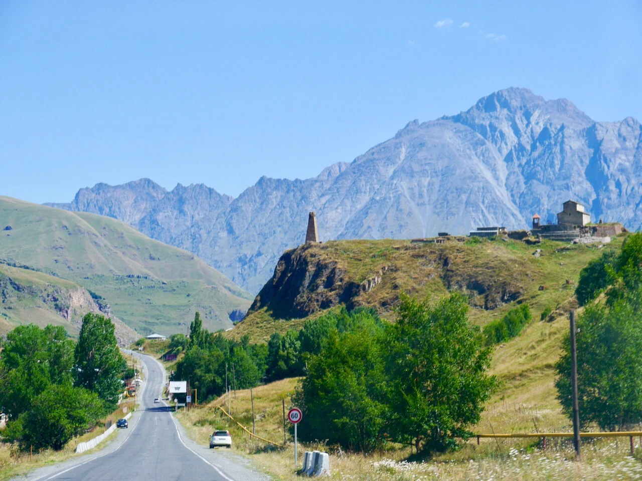Վրաստանում կվերակառուցեն ճանապարհի առանցքային հատվածը, որը Հայաստանը կապում է Ռուսաստանի հետ