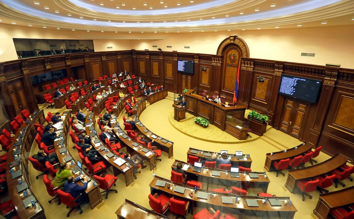 ԱԺ նիստը շարունակվում է