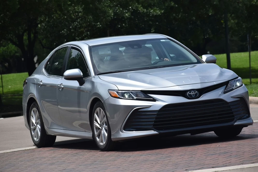 Toyota-ն, Tesla-ն և Alfa Romeo-ն հարյուր հազարավոր ավտոմեքենաներ են հետ կանչում վտանգավոր թերությունների պատճառով