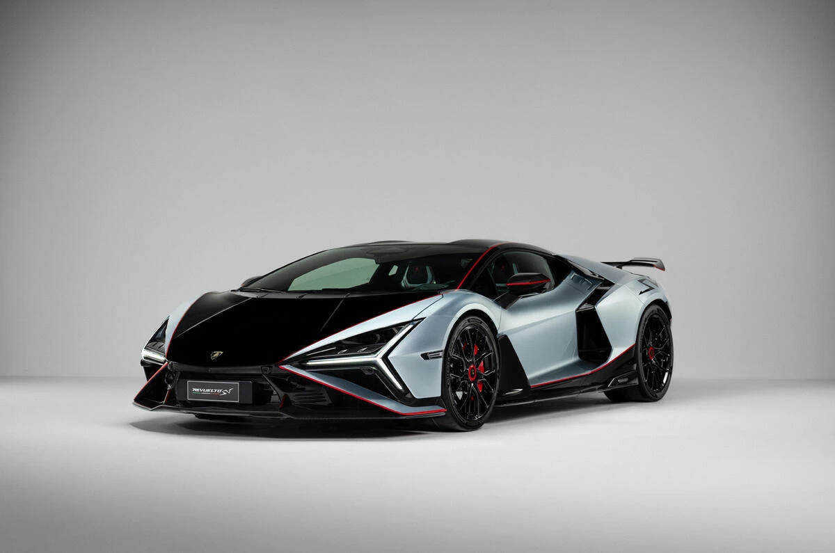 Lamborghini-ն մարտահրավեր է նետում Ferrari-ին․ նոր Revuelto SV-ը ստացել է 1051 ձիաուժ
