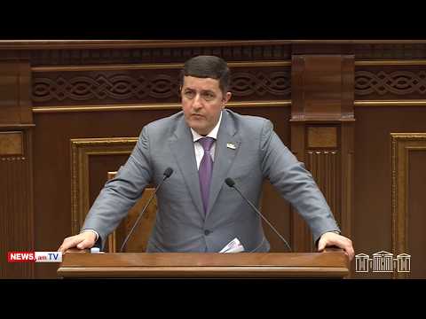Տիկի՛ն Բաղդասարյան, ես հպարտանում եմ իմ ծնողով. Դավիթ Ղազինյան