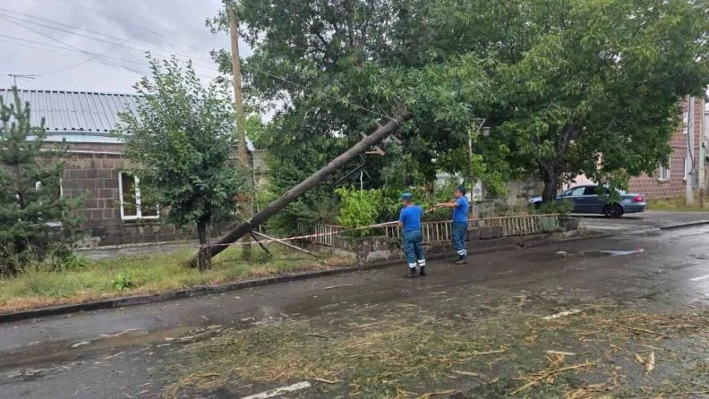 Սա նոր չէ․ հեղեղատարները այս վիճակում են եղել ՔՊ-ի՝ քաղաքային իշխանության մաս կազմած տարիներին. Գյումրու քաղաքապետարան