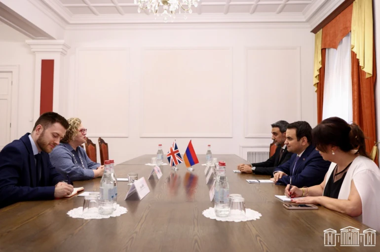 «Ուժեղ Հայաստան» խմբակցությունը հյուրընկալել է ՀՀ-ում Միացյալ Թագավորության դեսպանին