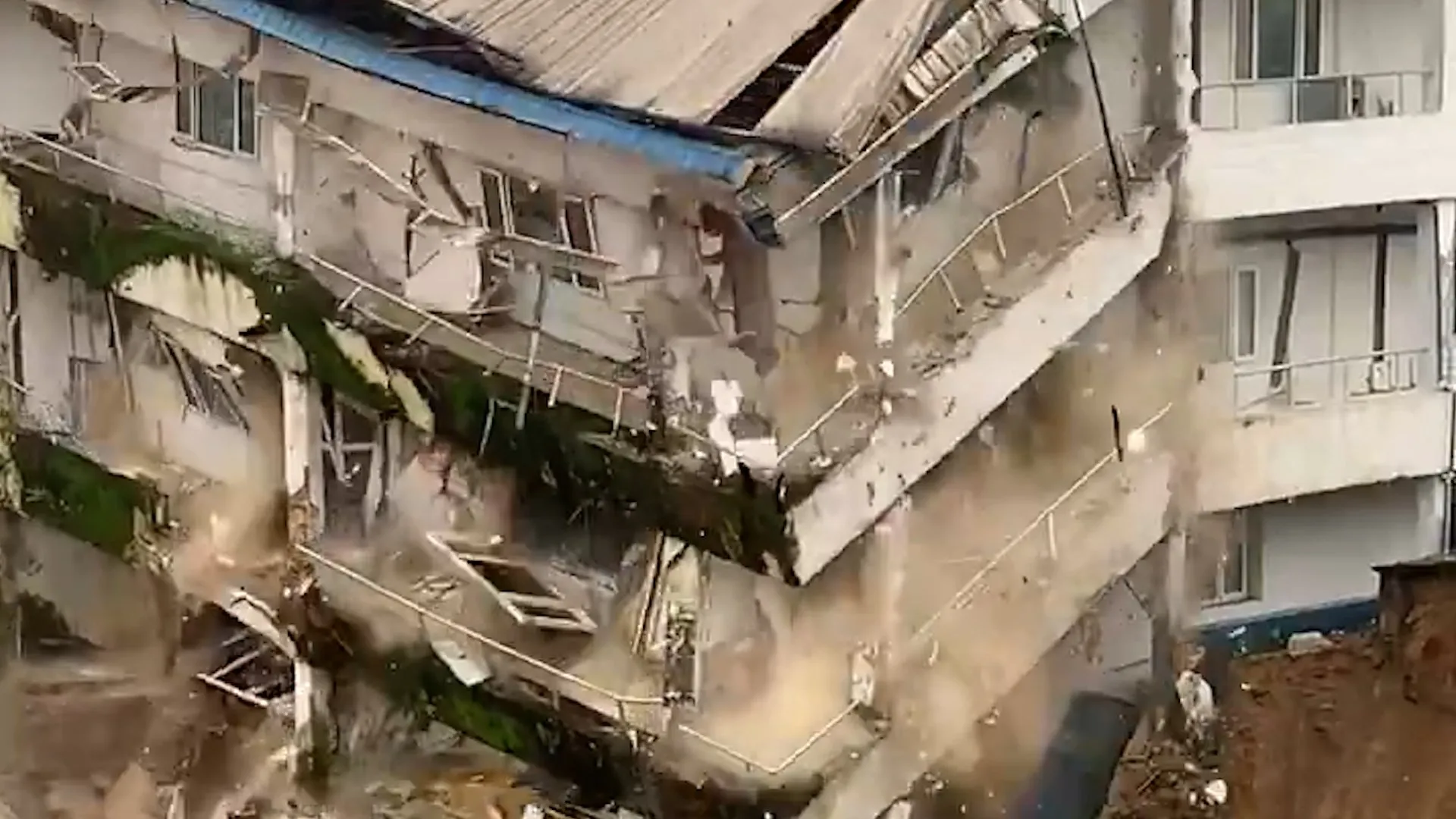 Nigeria hospital collapses after rain washed away its foundations