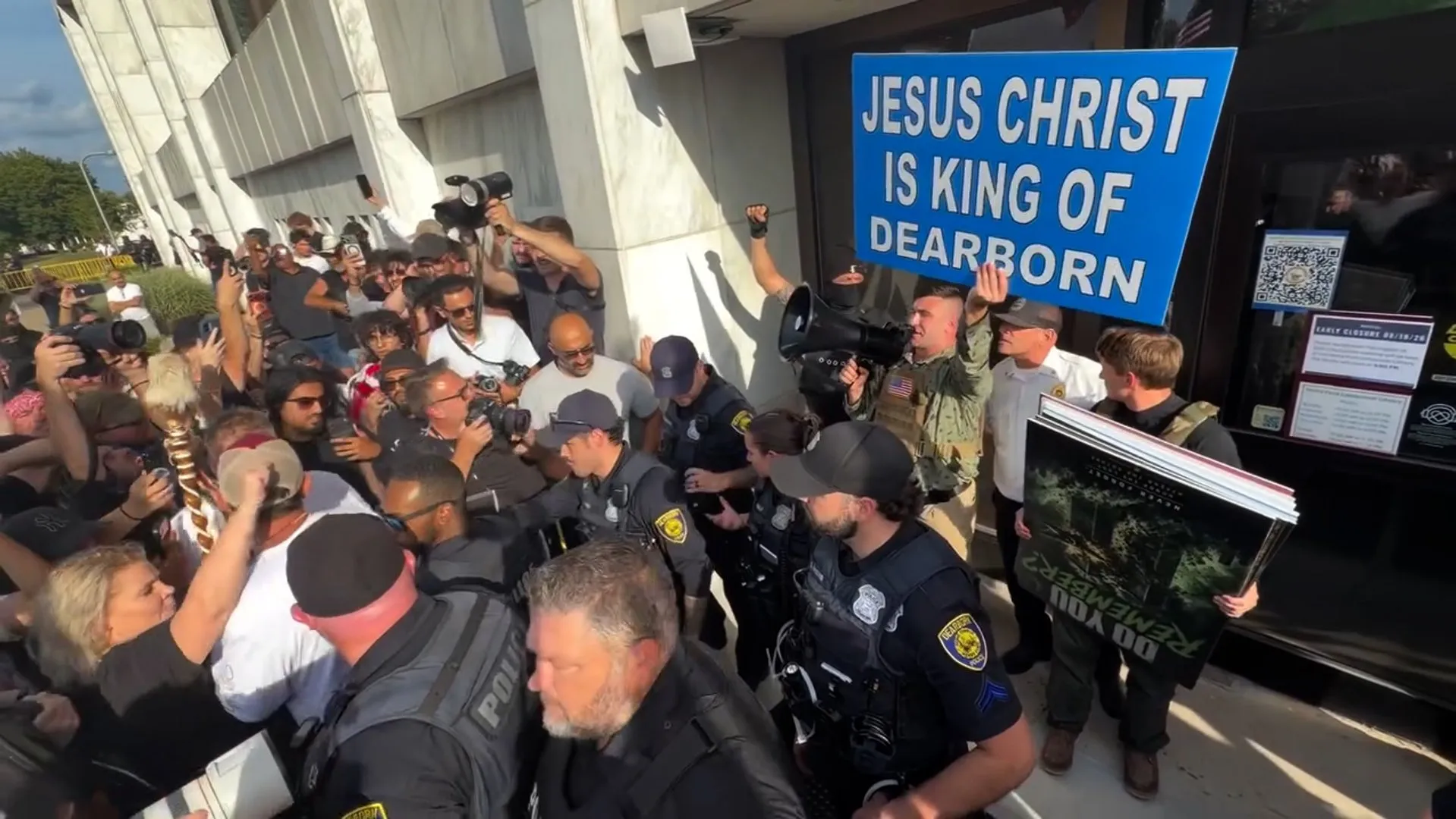 Anti-Muslim protesters call for ‘Christian Crusade’ in Dearborn, US