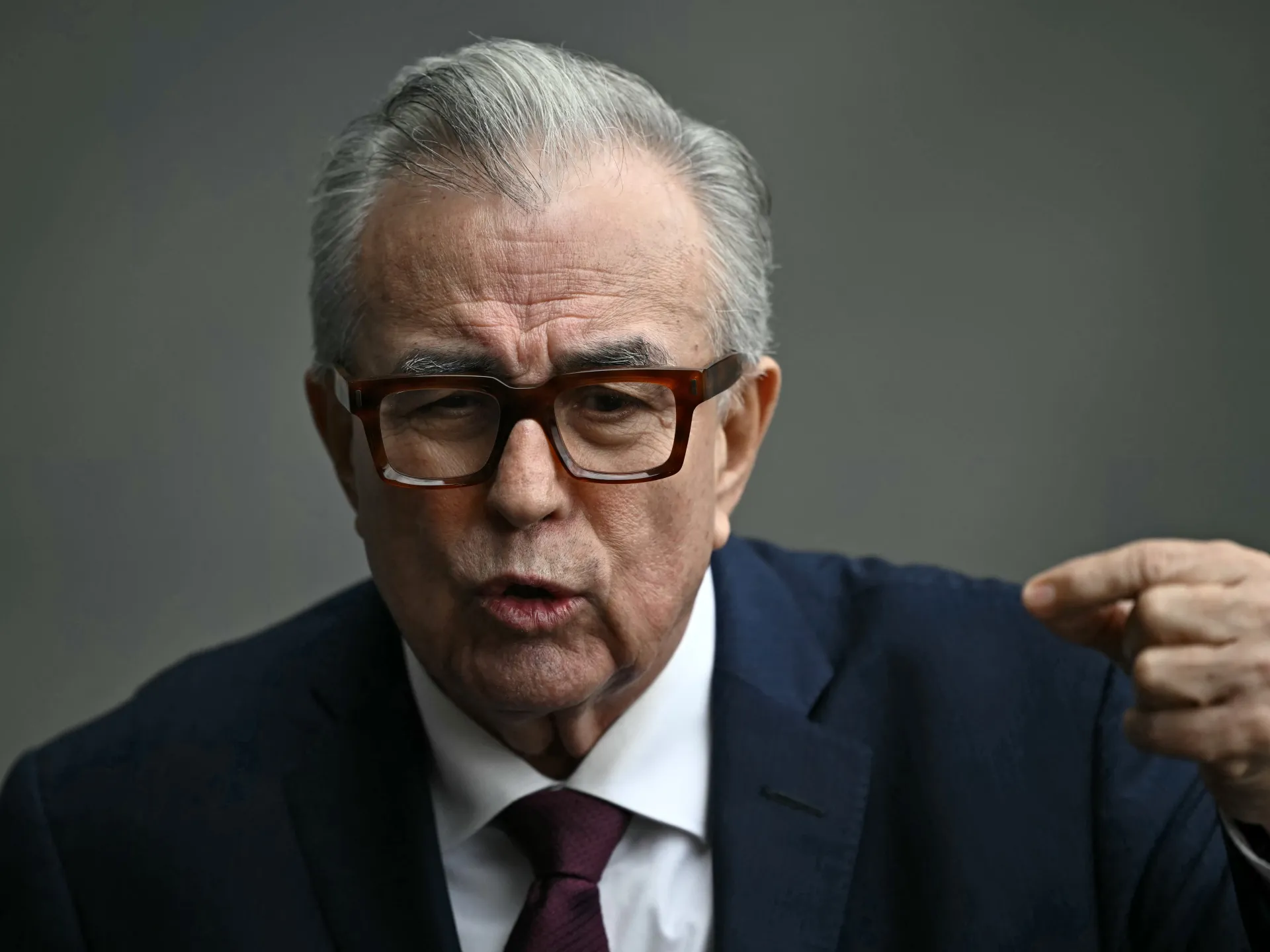 Mexico’s president condemns governor’s brief return to office