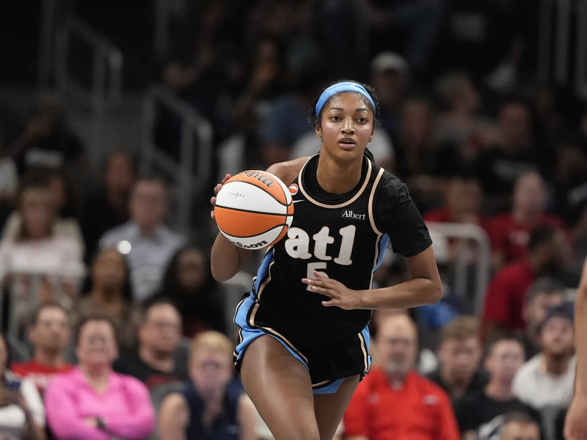 Angel Reese breaks WNBA record with 26 rebounds in Dream’s win over Sparks