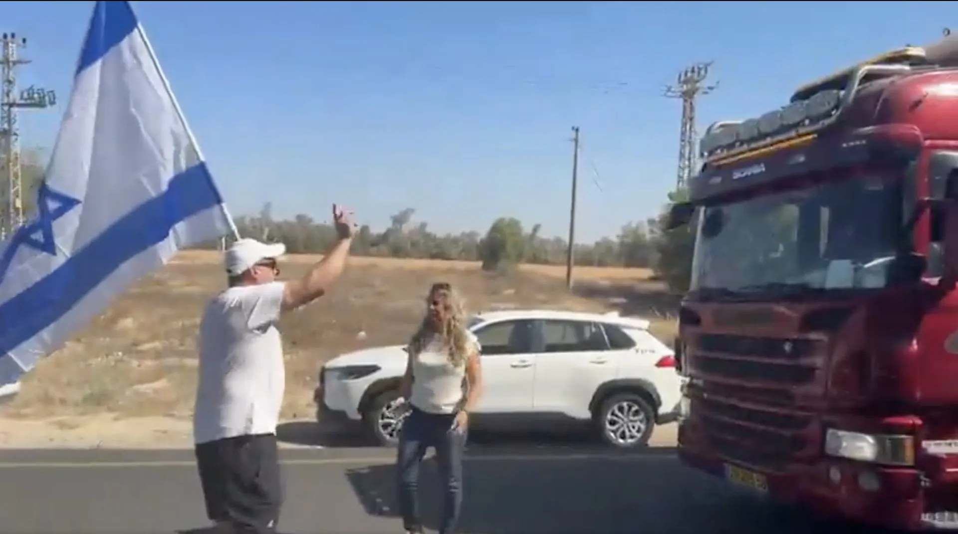 Israeli protesters block aid trucks from reaching Gaza
