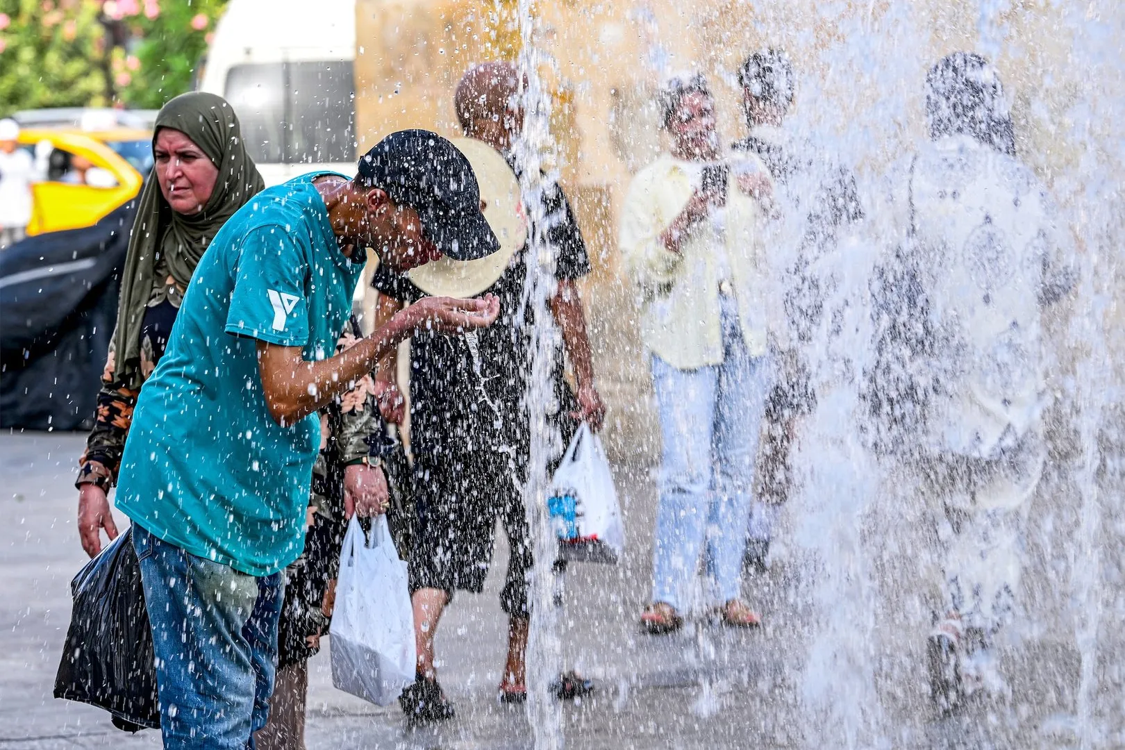 Tunisians desperate for water as taps run dry