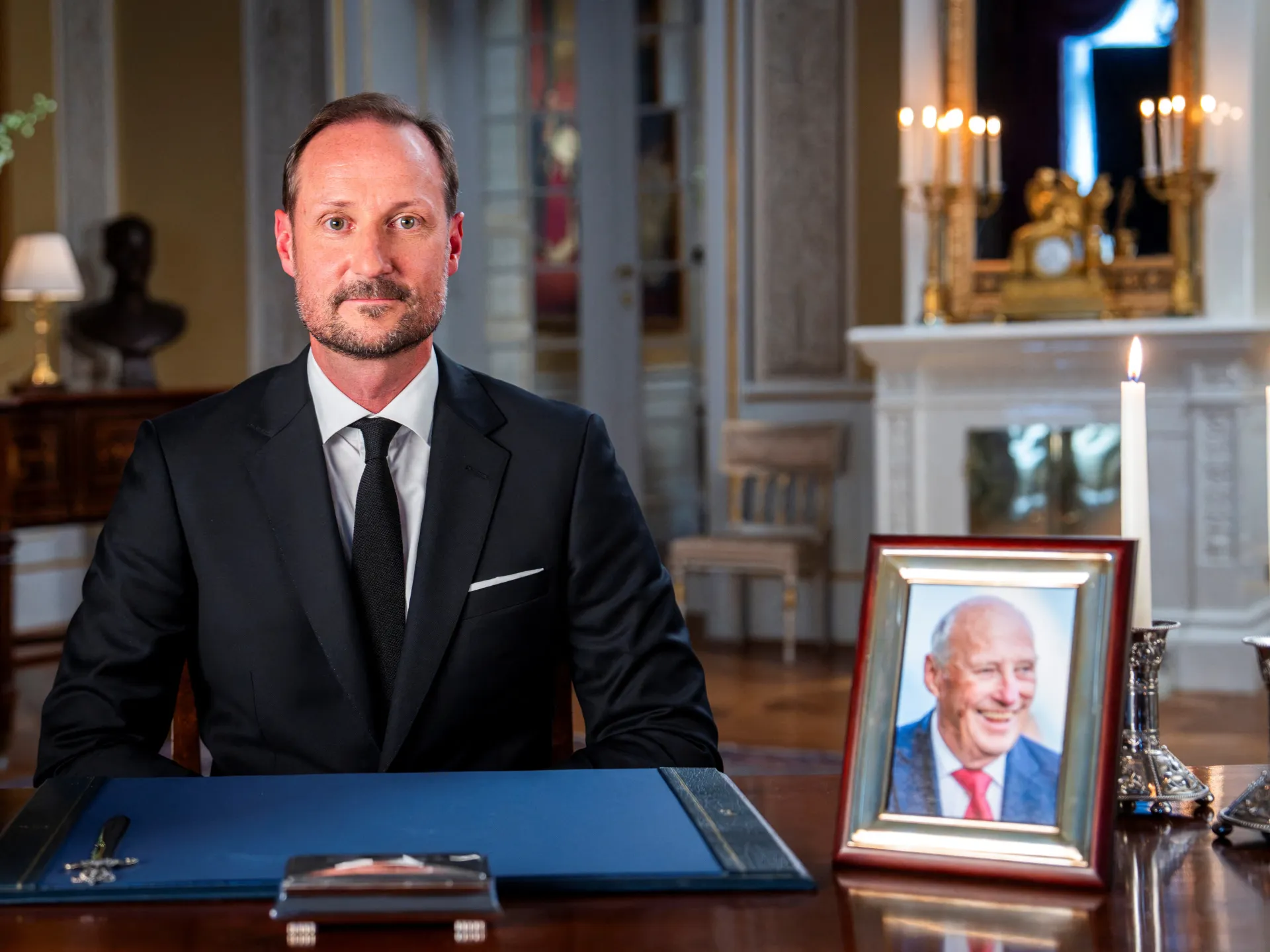 Norway’s new king pays tribute to his late father as the country mourns