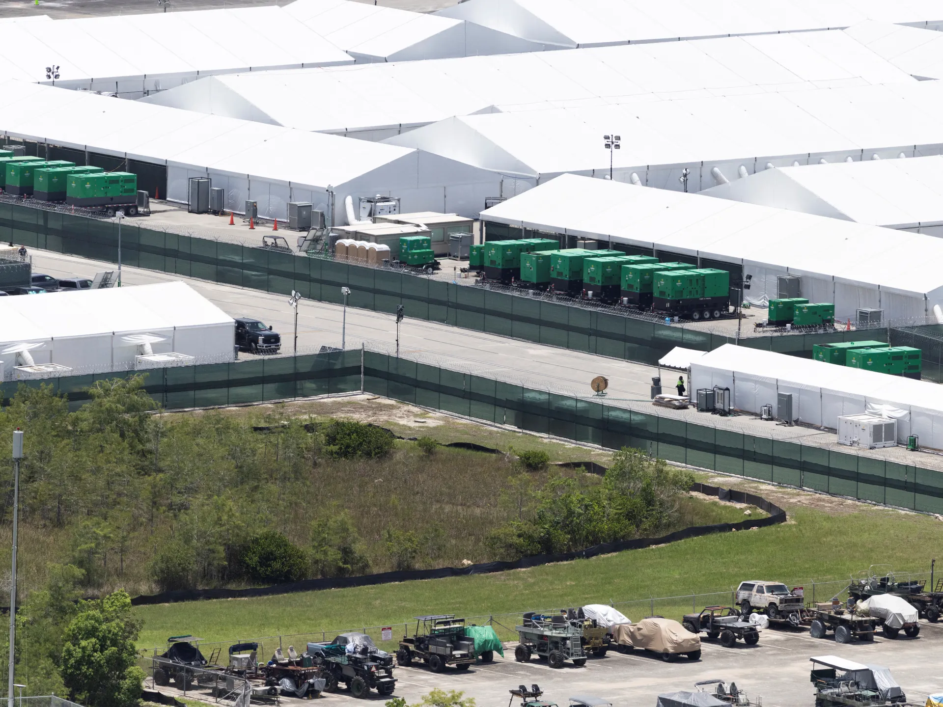Florida’s ‘Alligator Alcatraz’ migrant detention centre to close