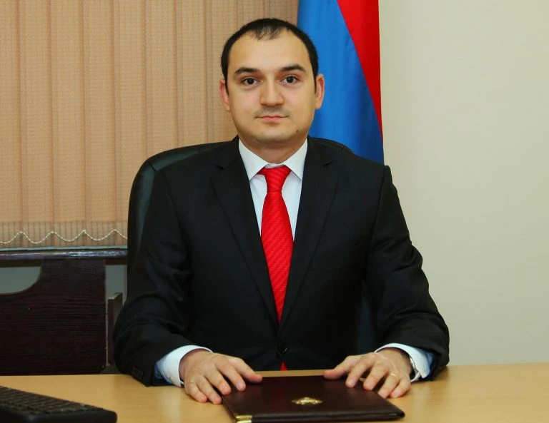 «Ժողովուրդ». Ո՞վ է Արցախի ներկայացուցչության շենքը «խլելու» որոշում կայացրած դատավորը․ ի՞նչ միլիոններ է հայտարարագրել
