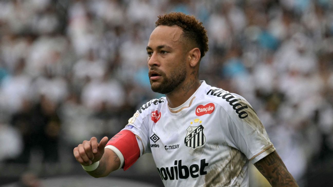 Santos dismiss lack of transparency over Neymar