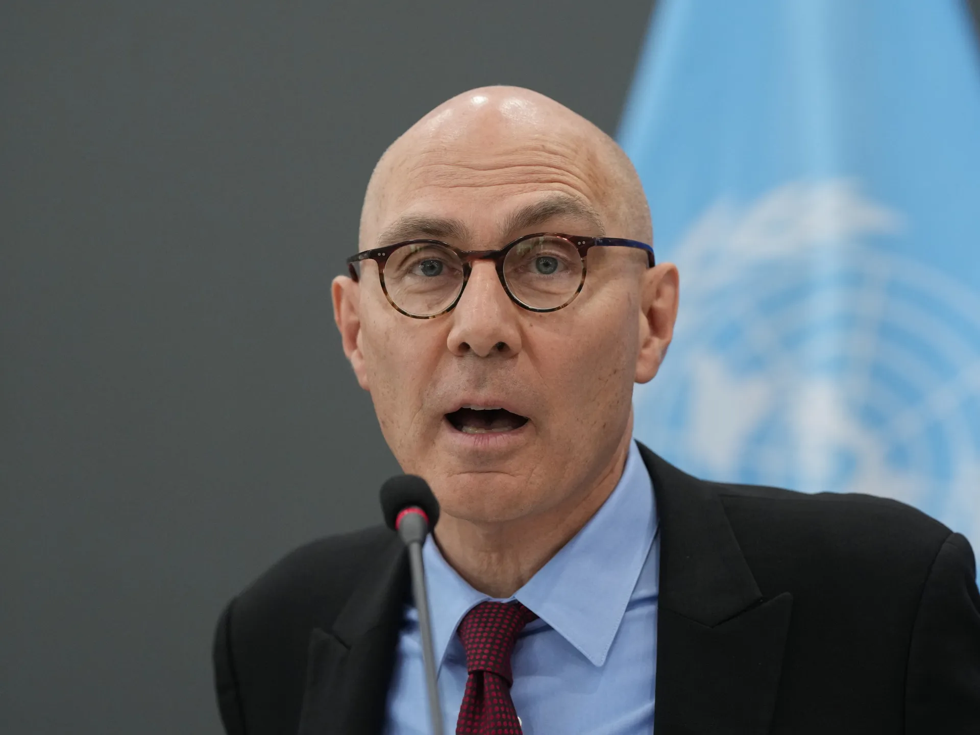 UN urges ‘urgent’ action to protect children online