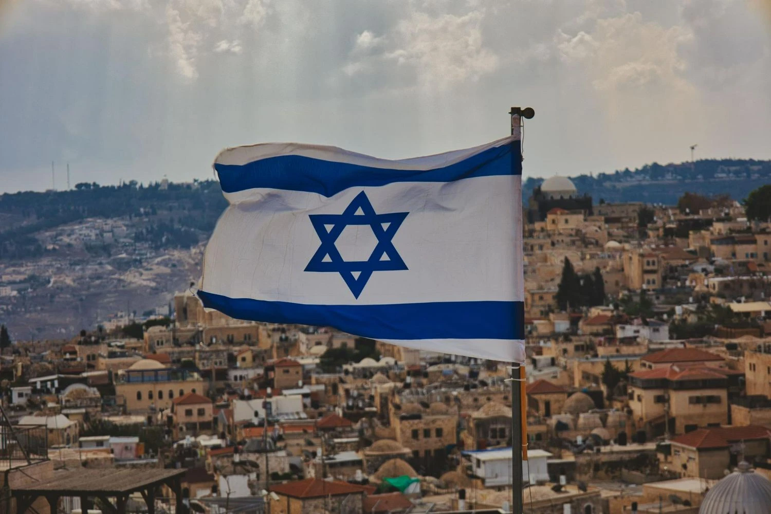 Financial Times: Israel occupies nearly 1,000 square kilometers in Middle East since October 2023