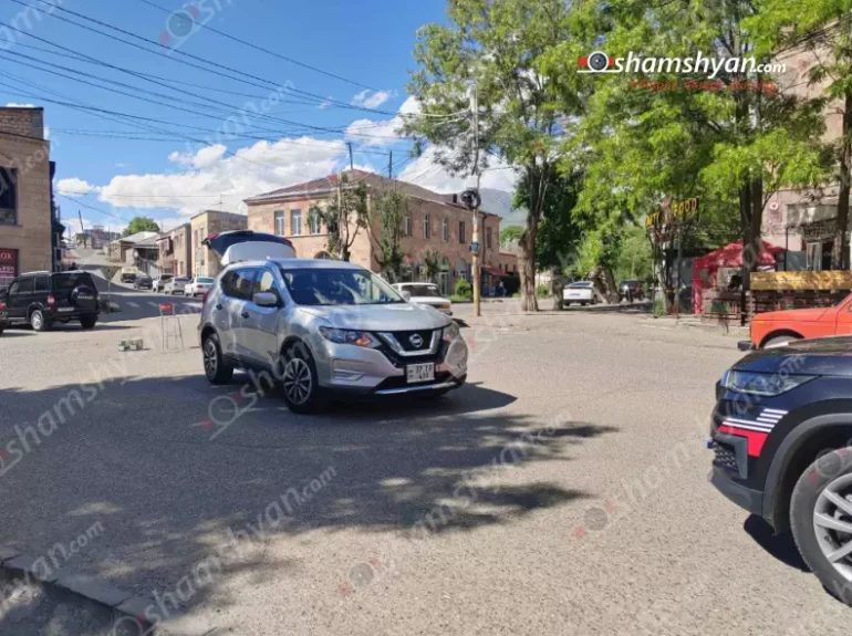 Եղեգնաձորում 56-ամյա վարորդը «Nissan Rogue»-ով վրաերթի է ենթարկել 14-ամյա հետիոտնին․ վերջինս հոսպիտալացվել է