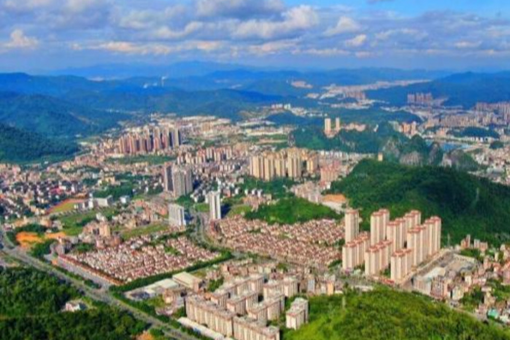 李家超：拟在哈萨克斯坦设香港经贸办 欢迎当地企业赴港上市