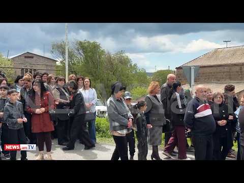 Կոլեկտիվով ենք. տնօրեն, ուսուցիչ, դաստիարակ, բուժքույր, դռնապան. ՔՊ-ի քարոզարշավը՝ Ծովագյուղում