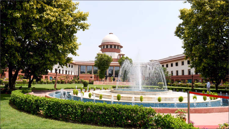 Supreme Court: पंजाब-हरियाणा हाईकोर्ट में जजों की नियुक्तियों पर कॉलेजियम की मुहर, दो एडिशनल जज होंगे स्थायी