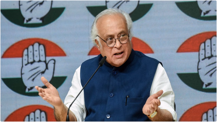 Congress: सीबीएसई की तीन भाषा की नीति पर बवाल, जयराम रमेश बोले- शिक्षा मंत्रालय चला रहा राजनीतिक एजेंडा