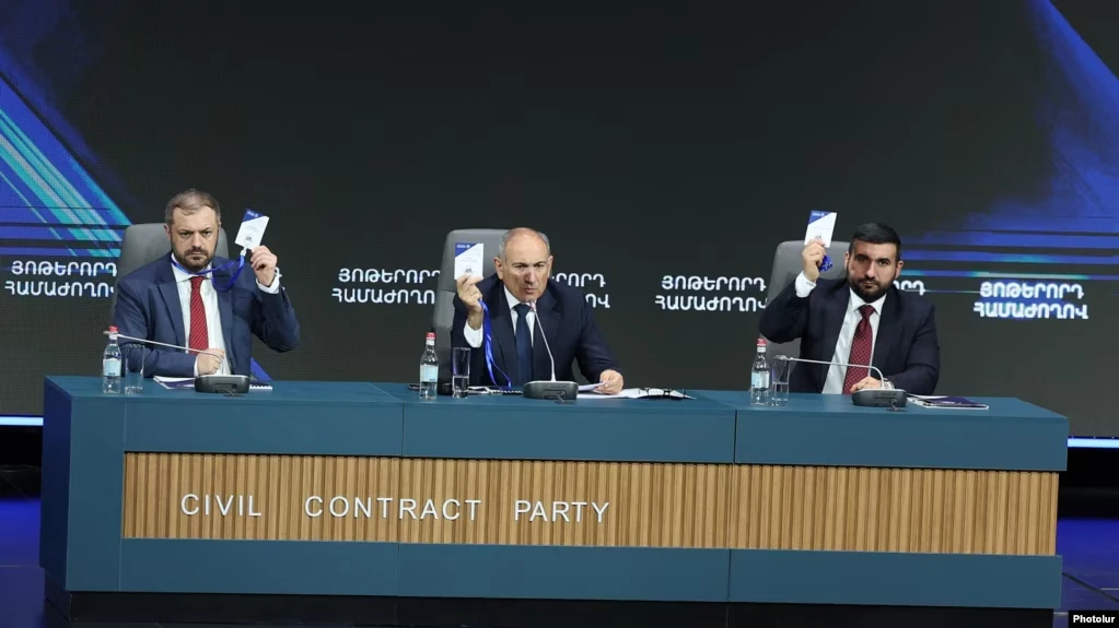 ՔՊ-ն 36 շտաբ է Երևանում նվեր ստացել