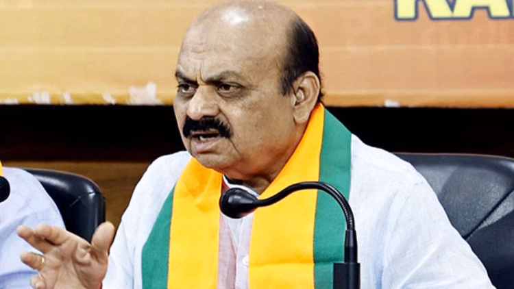 कर्ज के जाल में कर्नाटक!: बोम्मई ने मांगा श्वेत पत्र, कहा-ठेकेदारों के 23,000 करोड़ अटके; किसान भी बेहाल