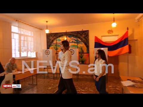 Պետք է շատ կոշտ արձագանք լինի. Գալյանը քվեարկության էր եկել դստեր հետ