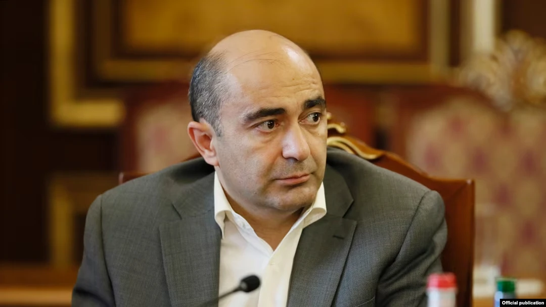 Փաշինյան, Երևանից տվյալներ դեռ չկան, ինչպե՞ս կարող էիր հաղթել.«Լուսավոր Հայաստան»