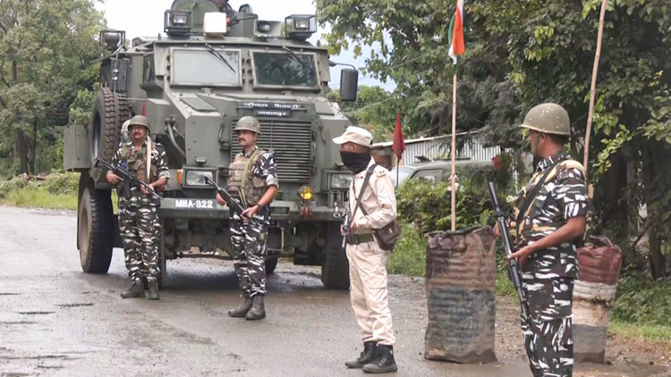 Manipur: मणिपुर में उपद्रवियों पर बड़े प्रहार की तैयारी, जवानों को खुली छूट