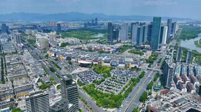 一个人“带富”一群人！56朵民族之花追梦义乌