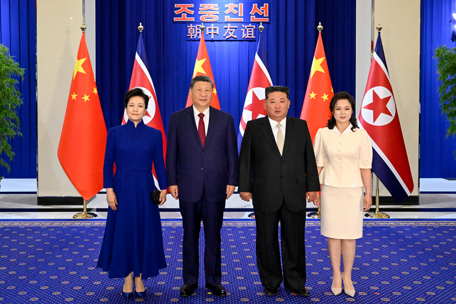 习近平出席金正恩举行的欢迎宴会
