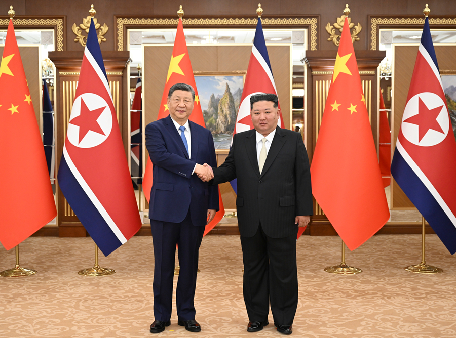 （近观中国）习近平访朝提出四个“坚持”，推动中朝关系与时俱进