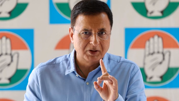 Congress: PM मोदी के 12 वर्ष के कार्यकाल पर कांग्रेस हमलावर, सुरजेवाला बोले- जनता पर महंगाई की दोहरी मार पड़ी
