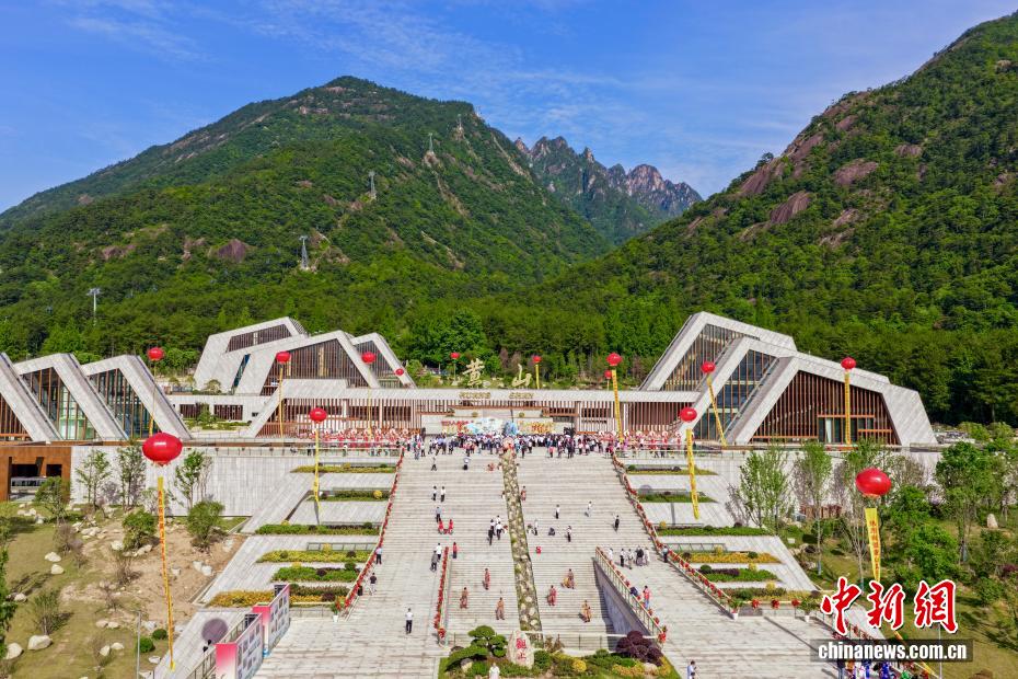 黄山风景区东大门开放运营