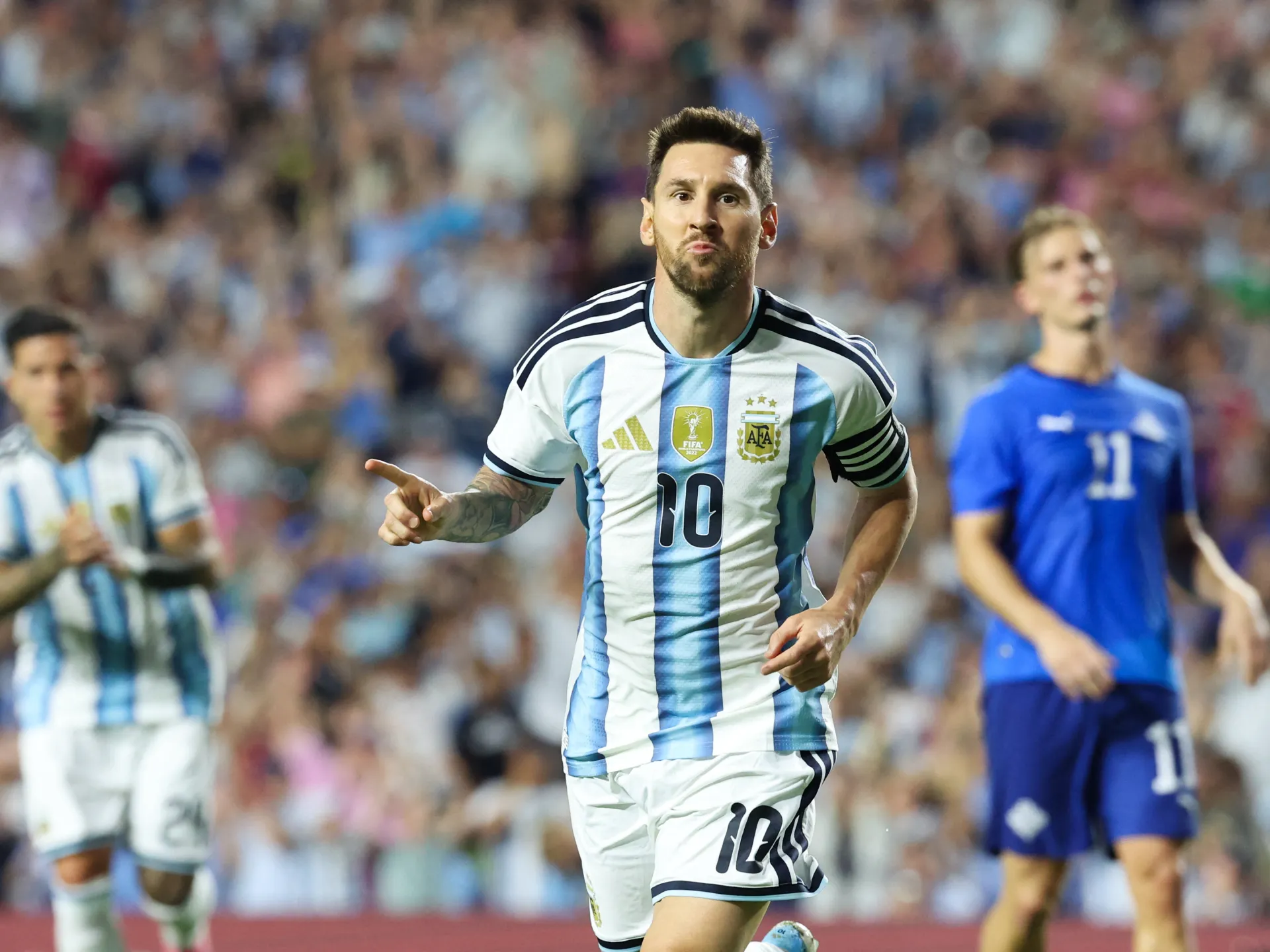 Argentina fans denied US visas get free TVs to watch World Cup