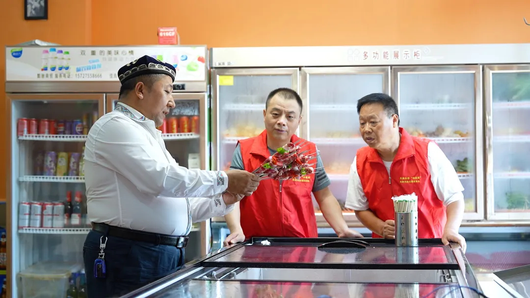 努尔买买提的“秘方”，不只有孜然和辣椒
