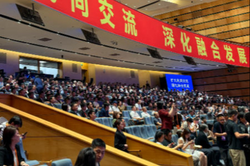 11部门发文推动新能源重卡应用 多重堵点如何打通？