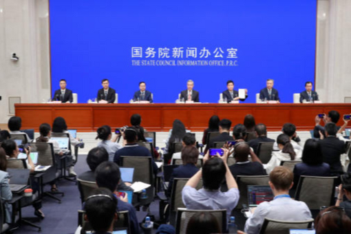 张凌赫出席海峡论坛引关注 国台办指始终支持两岸青年“双向奔赴”