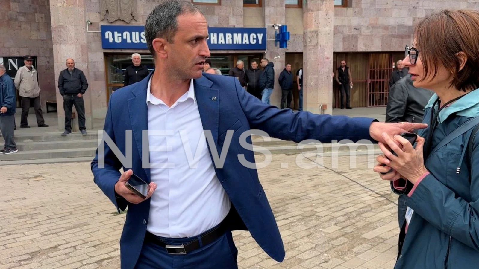 «Ազատության» լրագրողի աշխատանքը խոչընդոտելու դեպքով «Ականատես»-ը հաղորդում է ներկայացրել իրավապահներին