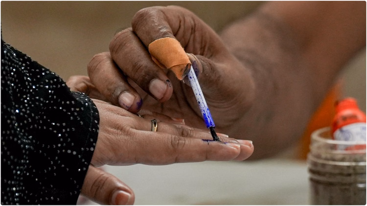 Rajya Sabha-MLC Polls: महाराष्ट्र विधान परिषद की 12 सीट पर मतदान, झारखंड-मिजोरम की राज्यसभा सीटों पर भी वोटिंग
