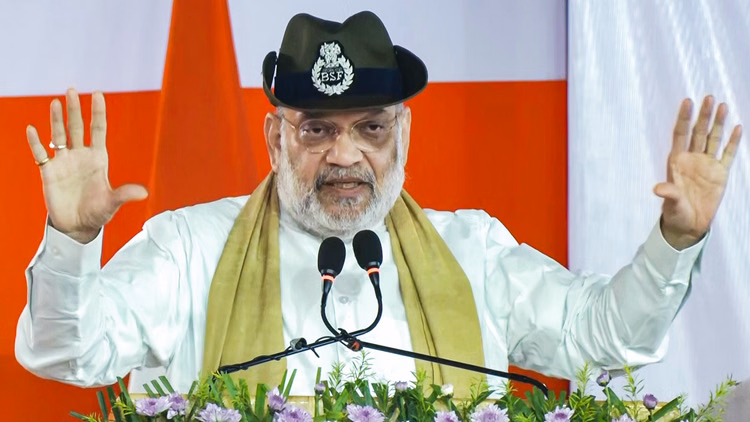 Amit Shah: '12 साल पहले अक्सर बम धमाके होते थे, तत्कालीन प्रधानमंत्री चुप रहते थे'; मुंबई में बोले गृह मंत्री