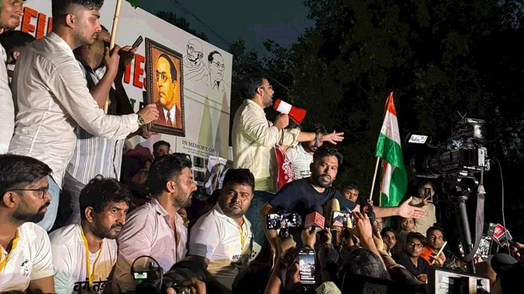 CJP Protest Live: जंतर मंतर पर रातभर धरने की तैयारी, सीजेपी समर्थकों का हटने से इनकार; भारी पुलिस बल तैनात
