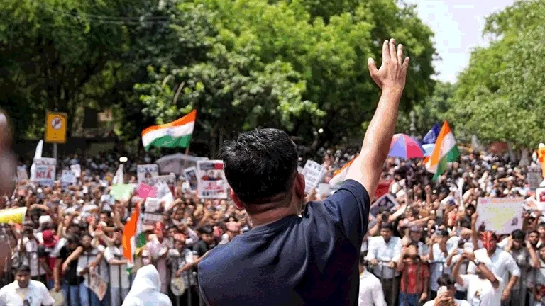 CJP Protest: तीसरे दिन भी डटे प्रदर्शनकारी, किस मांग को लेकर अड़े हैं 'कॉकरोच'; 20 जून से अब तक क्या कुछ हुआ?