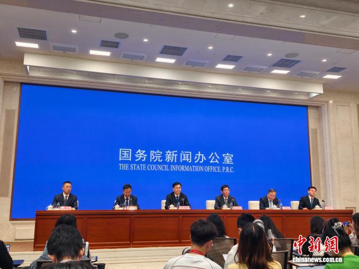 全国人大法工委：民族团结进步促进法是新时代第一部民族领域专门法律
